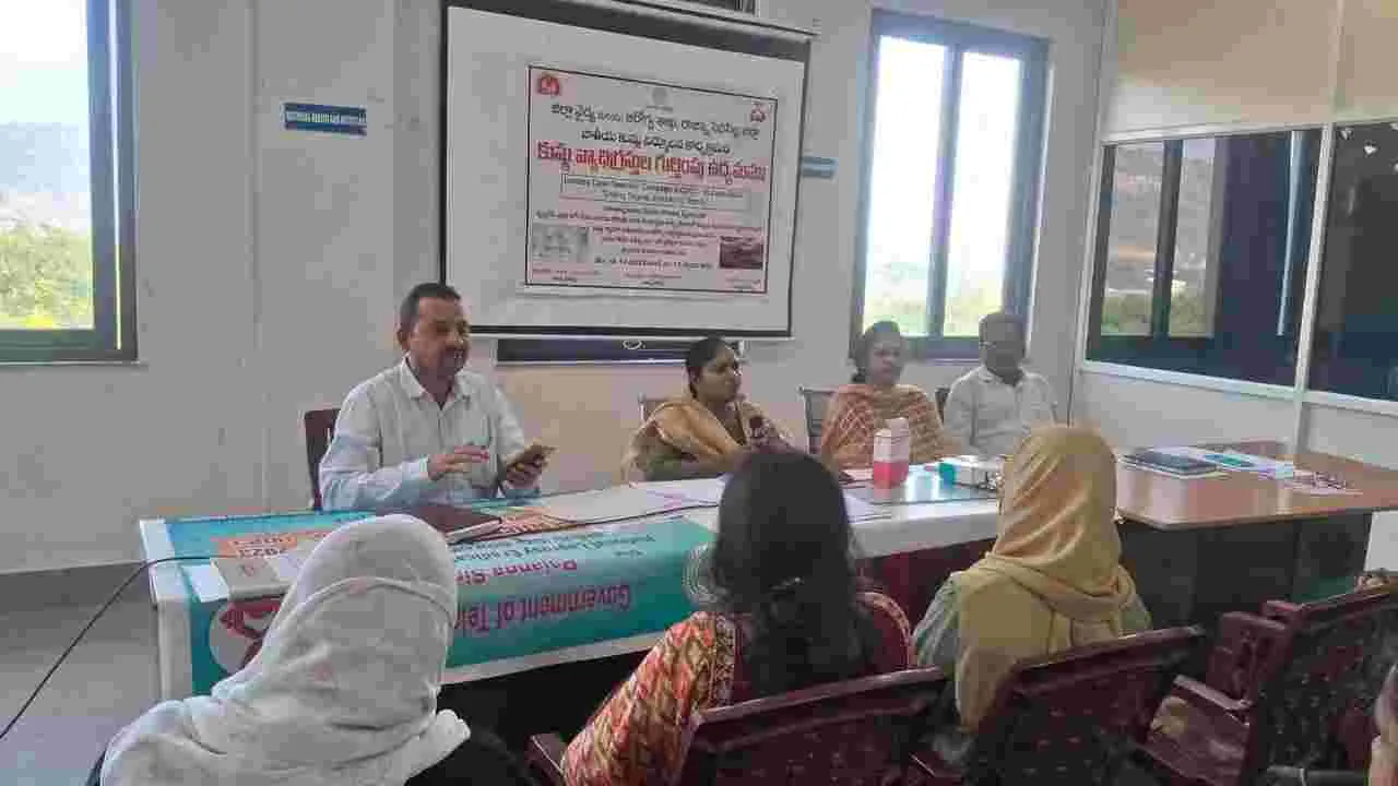 కుష్ఠు వ్యాధిని ప్రారంభంలోనే గుర్తించాలి