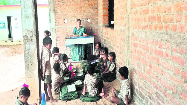  తరగతి మారేదెన్నడో..?