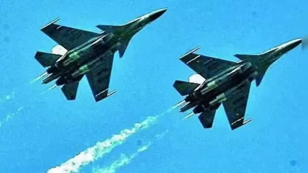 IAF: కరాచీకి సమీపంలో.. అరేబియా సముద్రంపై ఐఏఎఫ్ సైనిక విన్యాసాలు