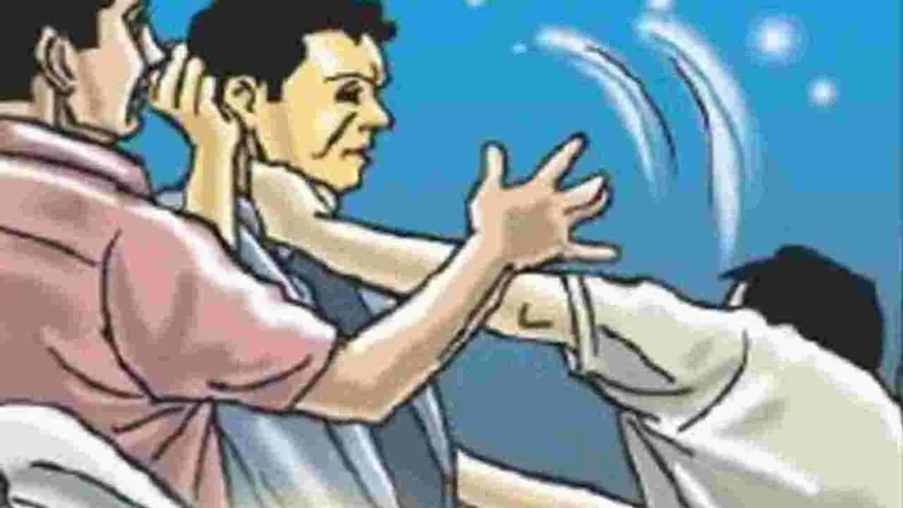 Anantapur: గంజాయి మత్తులో యువకుడి వీరంగం.. పట్టుకోబోయిన సీఐపై దారుణం