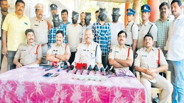 జైల్లో పరిచయం.. నిత్యం దొంగతనాలు