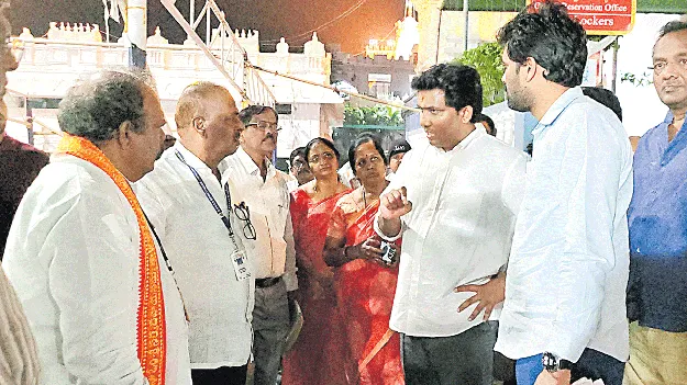 పనులు వేగంగా పూర్తి చేయాలి