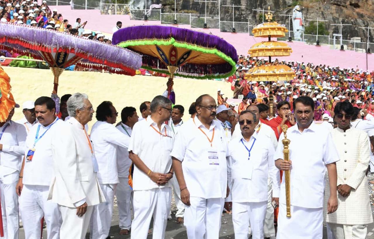 Bhagawan Sri Sathya Sai Baba: అత్యంత ఘనంగా భగవాన్ శ్రీ సత్య సాయి బాబా జయంతి వేడుకలు 