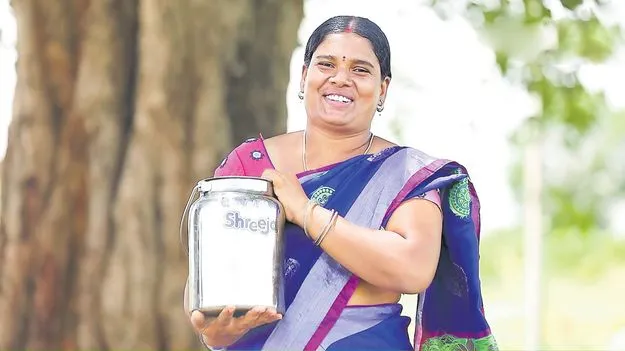 AP News: ఆత్మన్యూనత నుంచి.. ఆత్మవిశ్వాసం వైపు...