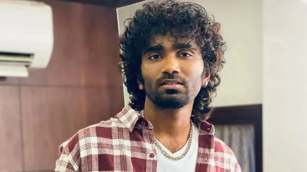 Hero Pradeep Ranganathan: పెట్రోలుకు డబ్బుల్లేక కారు తిరిగి ఇచ్చేశా.. ముఖం మీదే ‘నో’ అన్నారు..