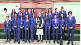 Cricket: మనమ్మాయిలు.. క్రికెట్‌ మహారాణులు