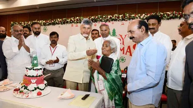 Semi Christmas Celebrations: సెమీ క్రిస్మస్ వేడుకల్లో పాల్గొన్న ముఖ్యమంత్రి చంద్రబాబు నాయుడు 