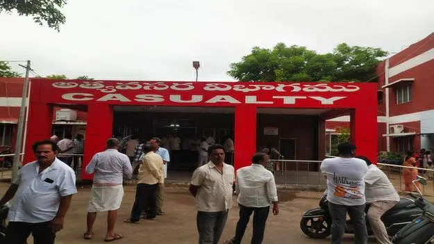 దళారుల దందా