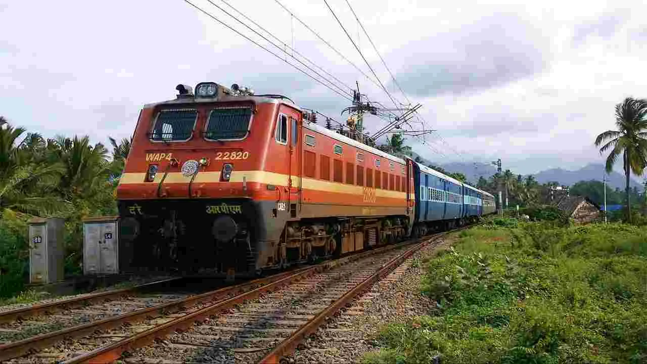 Special Trains: 11న హైదరాబాద్‌-తిరుపతి ప్రత్యేక రైలు