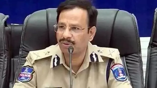 New Year: సీపీ సజ్జనార్‌ వార్నింగ్.. హద్దుమీరితే సంతోషం చెడుద్ది మరి!