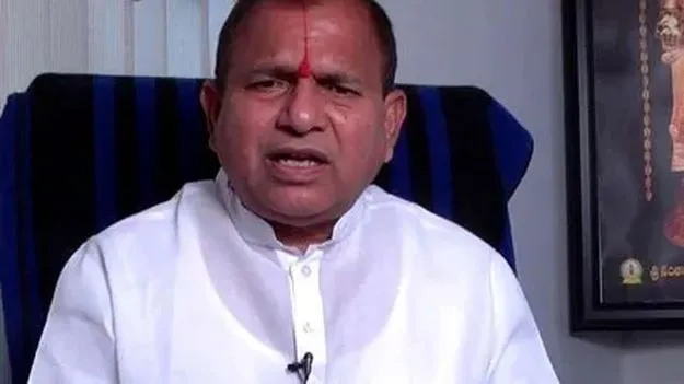 Hyderabad: అధికారం ఎక్కడుంటే దానం అక్కడకు మకాం మార్చుతారు..