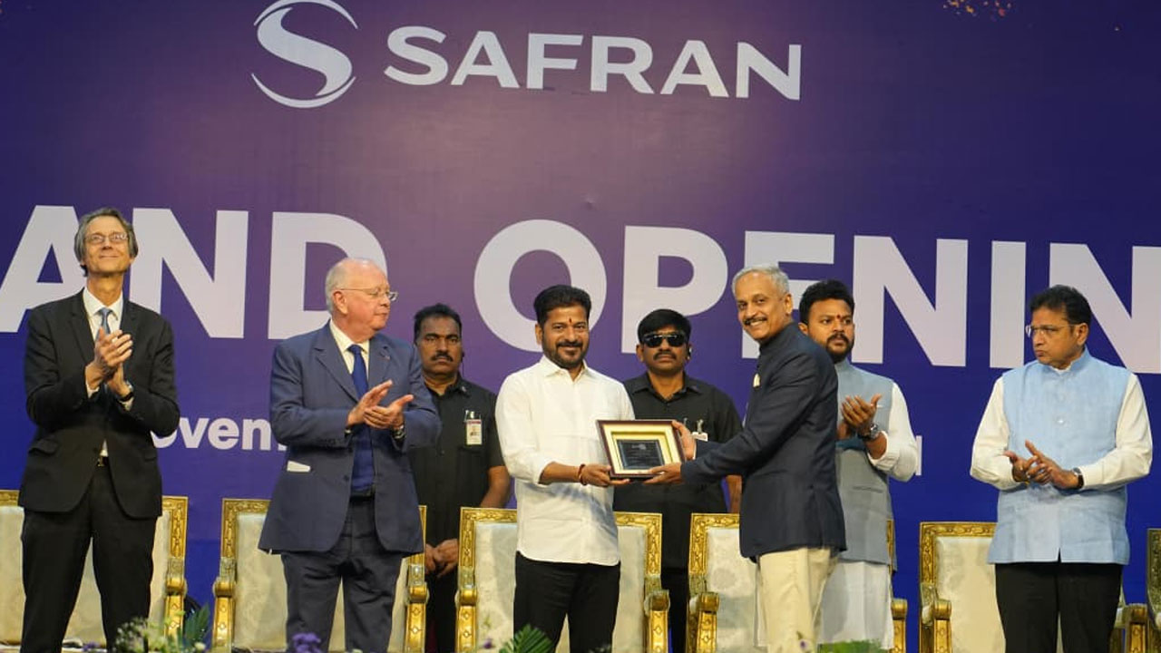 CM Revanth: సఫ్రాన్ ఎమ్‌ఆర్‌వో నూతన సెంటర్‌ ప్రారంభం.. పాల్గొన్న సీఎం రేవంత్ 