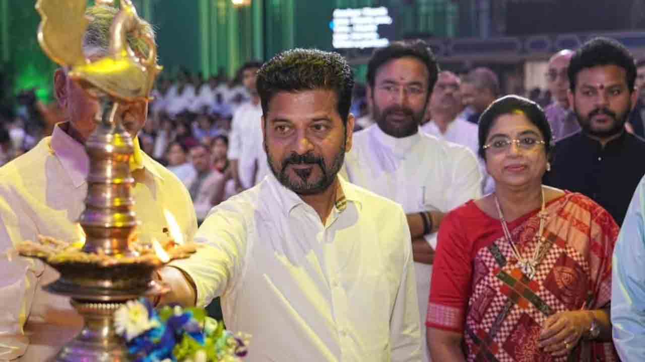 Ramoji Excellence Awards: రామోజీ ఎక్స్‌లెన్స్ అవార్డ్స్.. పాల్గొన్న తెలుగు రాష్ట్రాల సీఎంలు