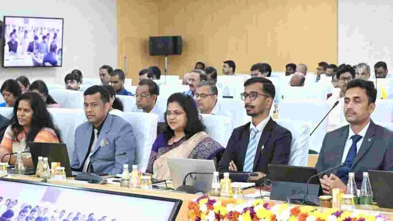 ప్రగతి బాటలో పశ్చిమ 