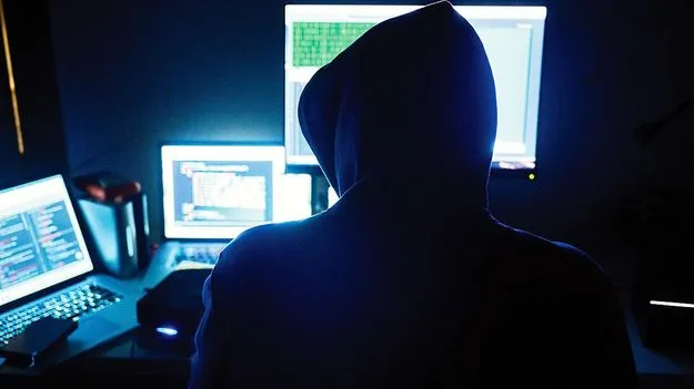 Hyderabad Cyber Crime: ఆస్ట్రేలియా పౌరులే టార్గెట్‌గా మోసాలు.. సైబర్‌ ముఠాకు పోలీసుల చెక్ 