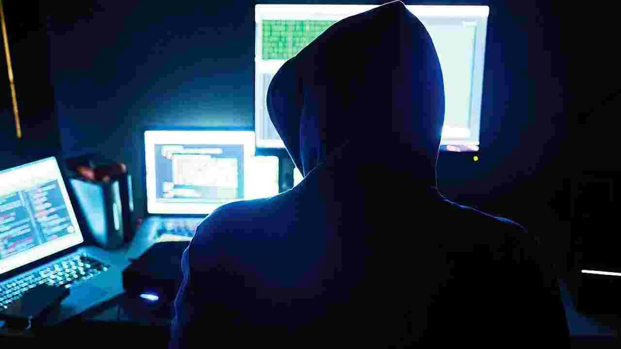Hyderabad Cyber Crime: ఆస్ట్రేలియా పౌరులే టార్గెట్‌గా మోసాలు.. సైబర్‌ ముఠాకు పోలీసుల చెక్ 
