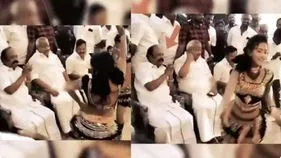 Viral Video: యువతుల నృత్యానికి మంత్రి చప్పట్లు.. వైరల్ వీడియో