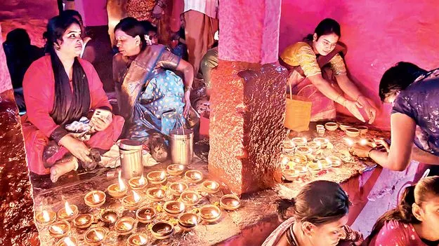  కోసిగయ్య స్వామికి ప్రత్యేక పూజలు 