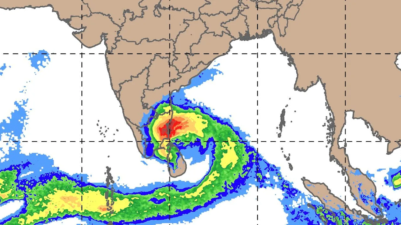 దూసుకొస్తున్న దిత్వా