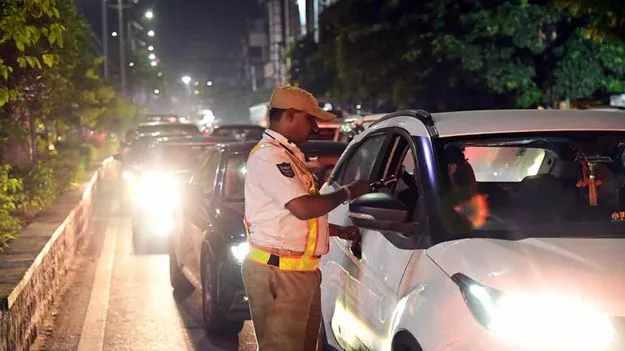 Drunk driving Hyderabad: మందు బాబులకు అలర్ట్.. హైదరాబాద్‌లో డిసెంబర్ 31 వరకు.. 