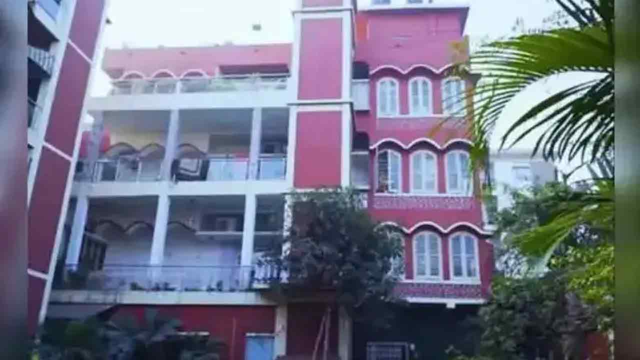 Indian Cricketers Houses: టీమిండియా క్రికెటర్ల టాప్ 9 విల్లాలు ఇవే..!