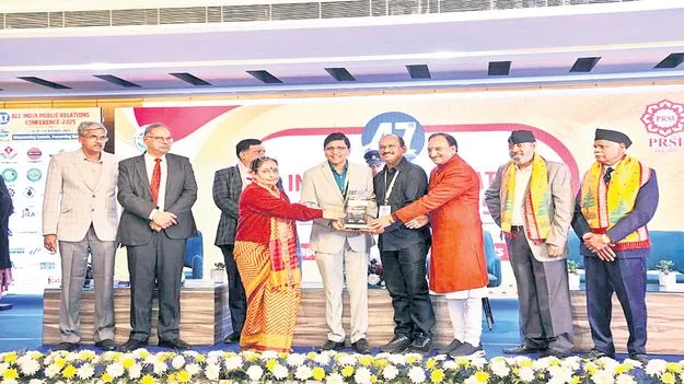 జీవీఎంసీకి మూడు జాతీయ అవార్డులు