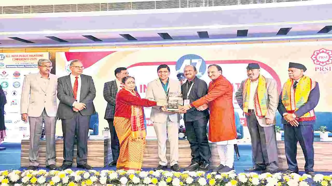 జీవీఎంసీకి మూడు జాతీయ అవార్డులు