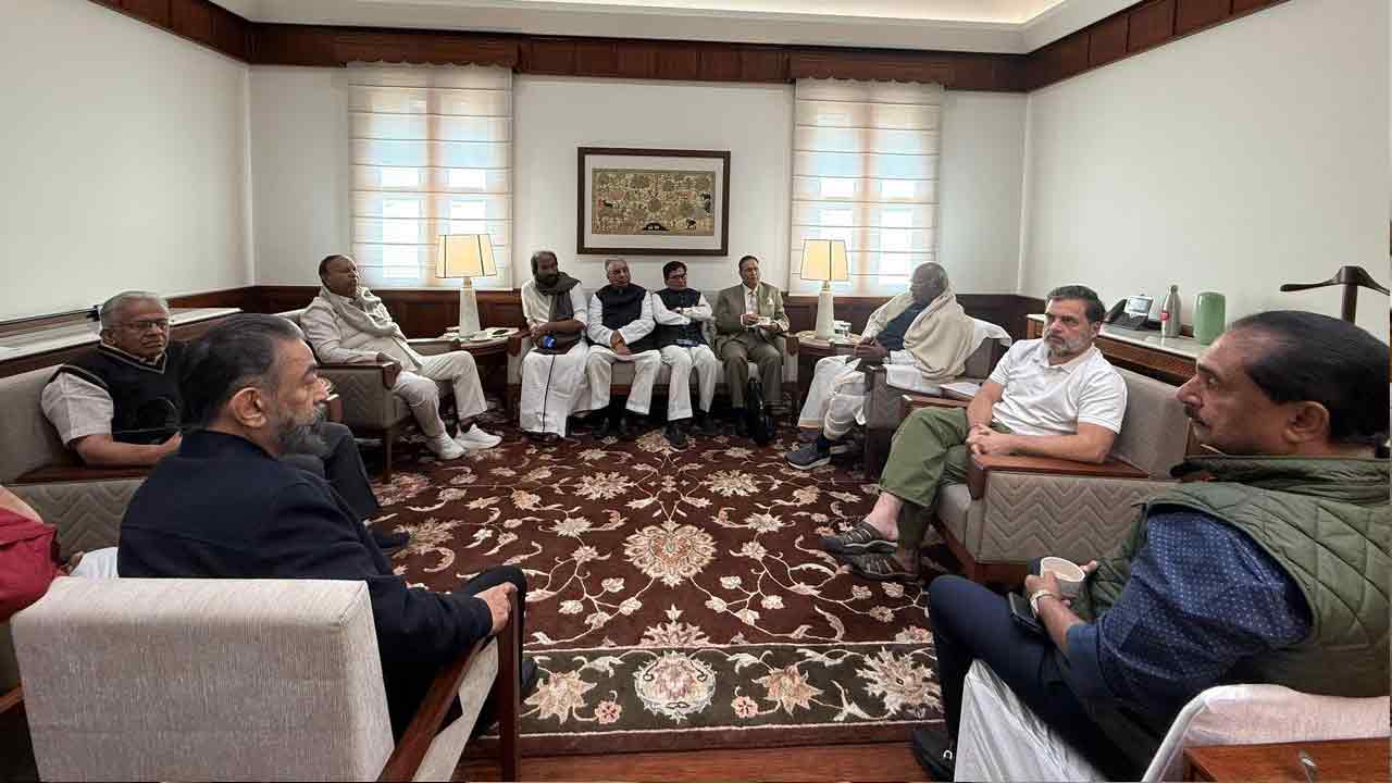 Mallikarjun Kharge: ఏఐసీసీ అధ్యక్షుడు మల్లికార్జున ఖర్గే ఇంట్లో ఇండి కూటమి నేతల సమావేశం