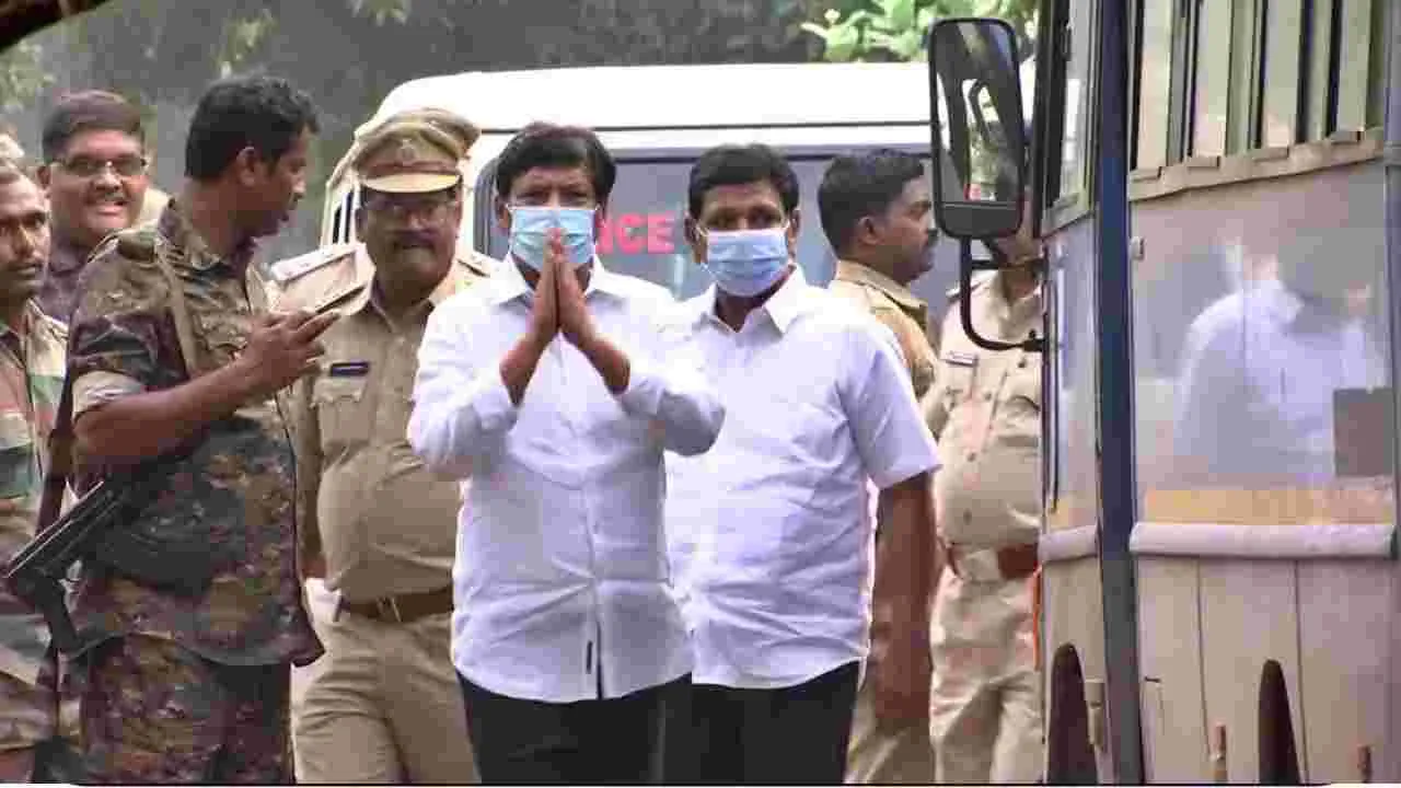 Jogi Brothers: రెండోసారి కస్టడీకి జోగి బ్రదర్స్.. ఈసారైన నోరు విప్పుతారా?