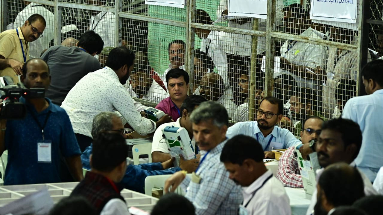 Jubilee Hills Bypoll Counting: జూబ్లీహిల్స్ ఉప ఎన్నిక కౌంటింగ్ ప్రారంభం.. గెలుపెవరిదో