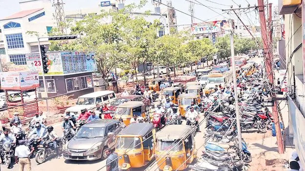 నిర్లక్ష్యానికి నిండుప్రాణాలు బలి