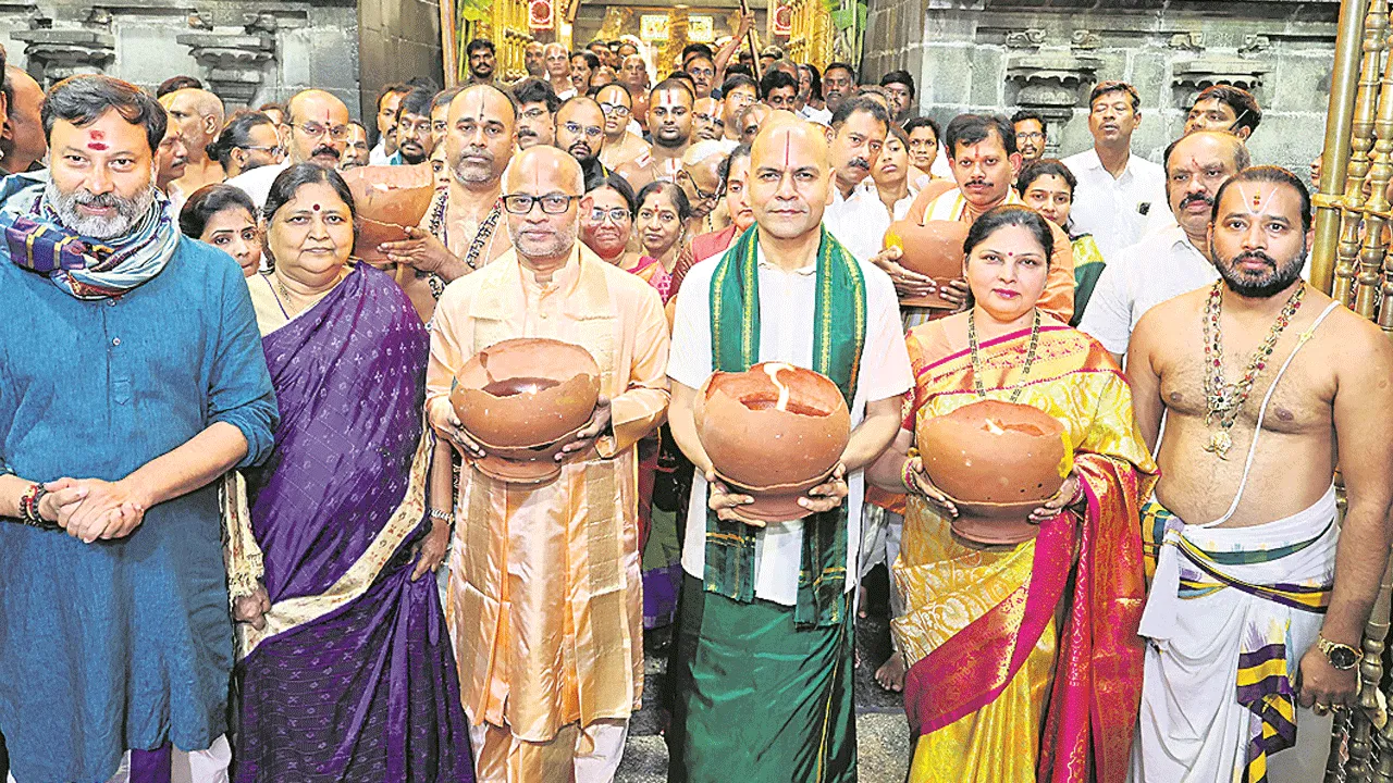 కార్తీక పౌర్ణమి దీపోత్సవం 