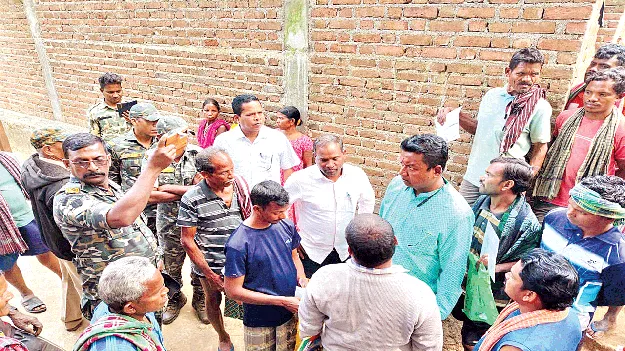 Leave This Place ఇక్కడ నుంచి వెళ్లిపోండి  