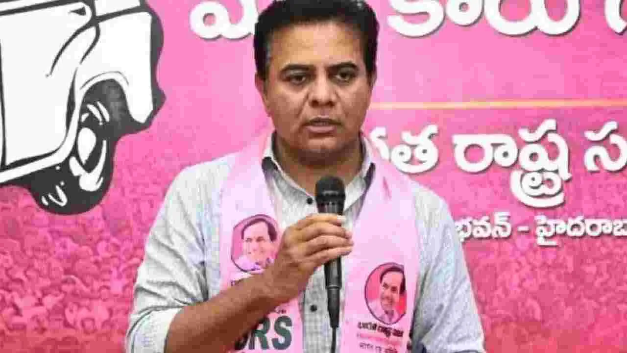 KTR comments: రేవంత్ రెడ్డి సర్కార్‌కి హనీమూన్ ముగిసింది: కేటీఆర్
