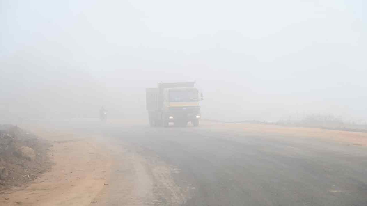 Vanjangi Lambasingi: పర్యాటకులను కట్టిపడేస్తున్న వంజంగి, లంబసింగి అందాలు.. 