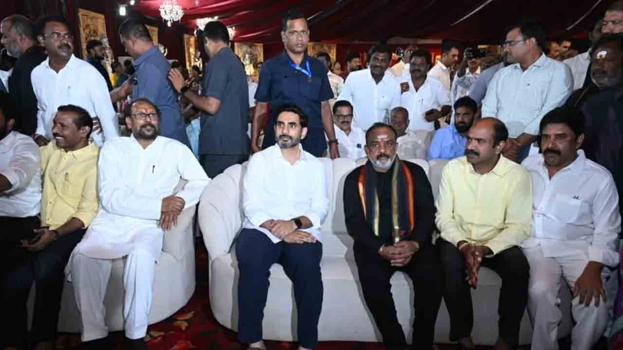  Nara Lokesh: జనసేన ఎమ్మెల్యే కొణతాల రామకృష్ణ  కుమార్తె వివాహ వేడుకలో పాల్గొన్న మంత్రి నారా లోకేష్