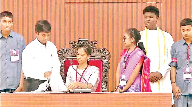  Mock Assembly మాక్‌ అసెంబ్లీలో అదరగొట్టారు