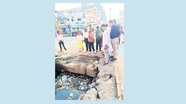 మరింత మెరుగ్గా పారిశుధ్య పనులు 