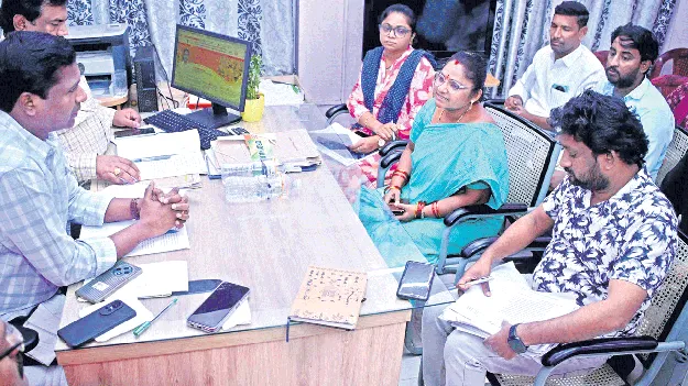 మెప్మాలో కొనసాగుతున్న విచారణ