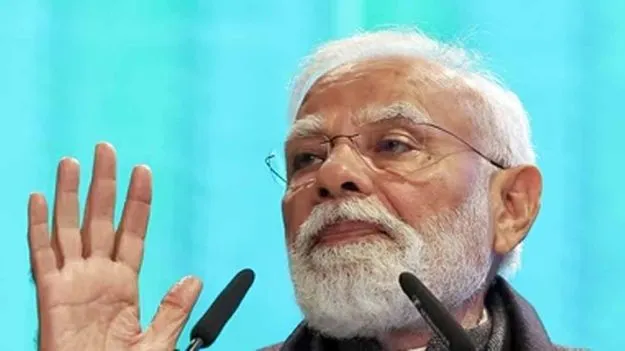 PM Modi: చొరబాటుదారుల ఏరివేతకే ఎస్ఐఆర్.. కాంగ్రెస్‌పై మోదీ ఫైర్