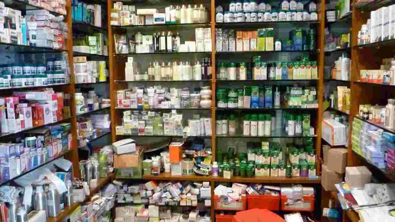 Tirupati News: నీకొకటి.. నాకొకటి.. అప్పుడు వారు.. ఇప్పుడు వీరు 