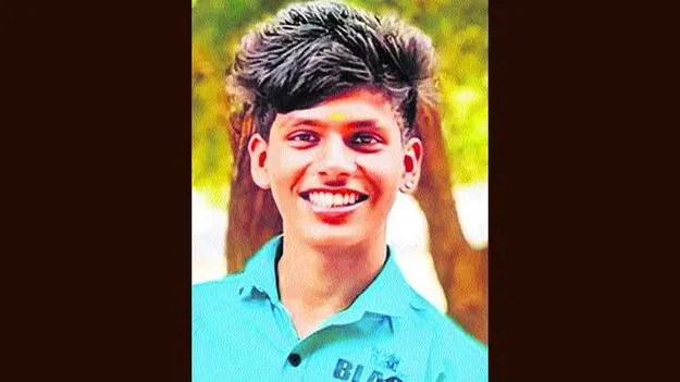 Student: పెంచిన ఆవు మృతి చెందిందని...