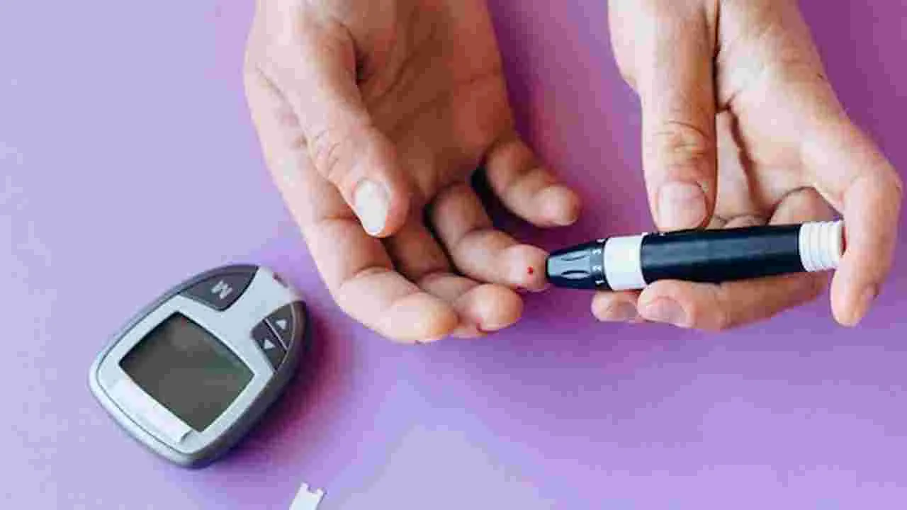 Diabetes: మధుమేహ బాధితులకు నేత్రపరీక్ష తప్పనిసరి 