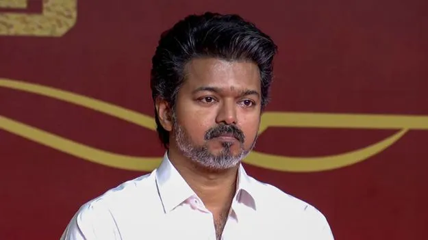 TVK Vijay: హీరో, టీవీకే చీఫ్ విజయ్‏కి పోలీసుల షాక్... ఆయన ప్రచారానికి..