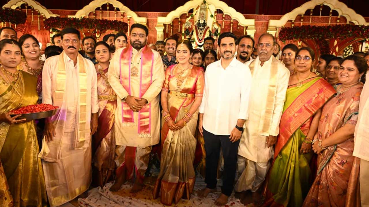 Nara Lokesh: టీడీపీ యువనేత దమ్మాలపాటి కౌషిక్ వివాహ వేడుకకు హాజరైన మంత్రి నారా లోకేష్