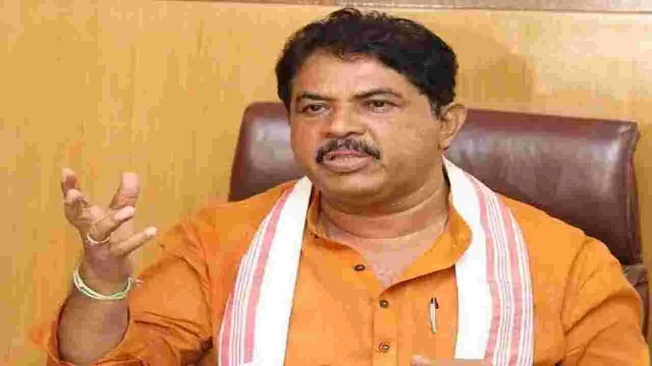 R. Ashok: ప్రతిపక్ష నేత ఆగ్రహం.. రాష్ట్రంలో పోలీస్‌ వ్యవస్థ ఉందా.. చచ్చిందా..?