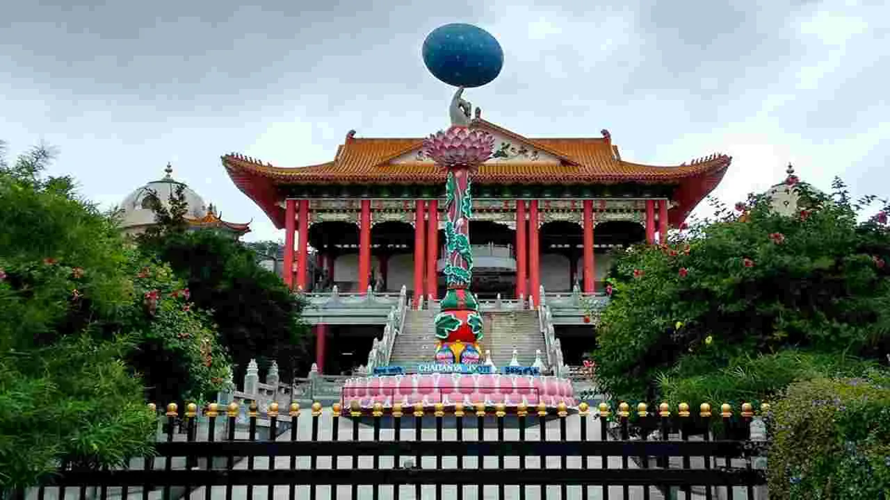 AP News: పోలీసు పహారాలో.. పుట్టపర్తి