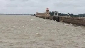 Tungabhadra Dam: తుంగభద్ర డ్యామ్‌కు పటిష్ట భద్రత..