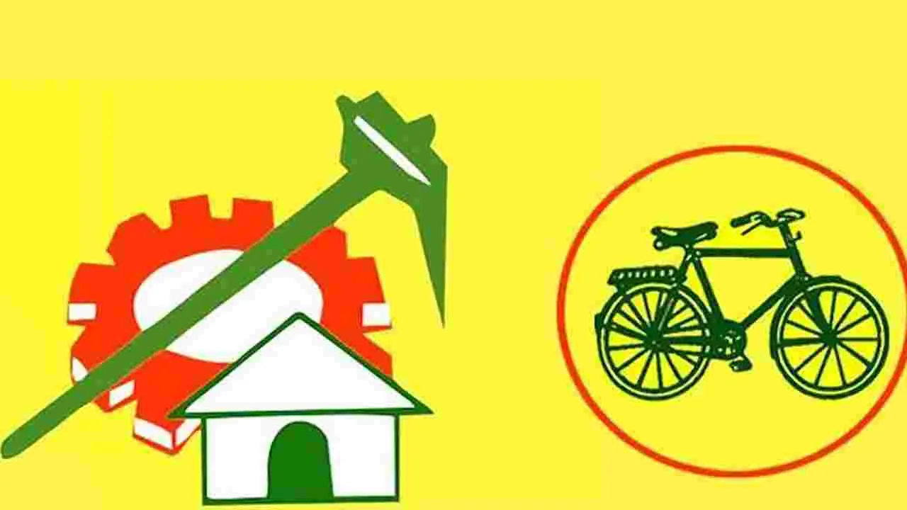 Ananthapur News: టీడీపీ కార్యాలయంలో ‘కొత్త’ సందడి..