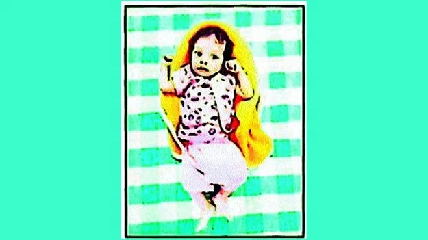 Ananthapuram News: ఈ పాపను తీసుకెళ్లండి...